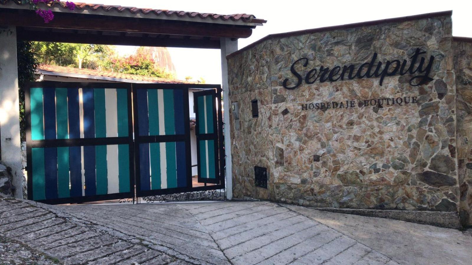 Serendipity Hospedaje Boutique Guatapé Esterno foto